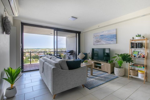 Sunset Retreat Mooloolaba - Lightning Ridge Tourism 11