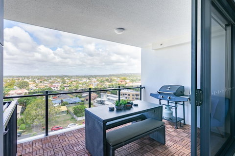 Sunset Retreat Mooloolaba - Lightning Ridge Tourism 15
