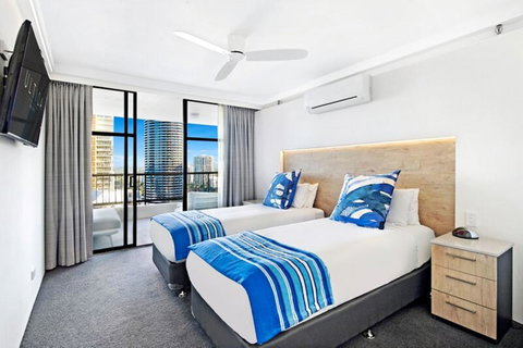 ULTIQA Beach Haven On Broadbeach - Lightning Ridge Tourism 4