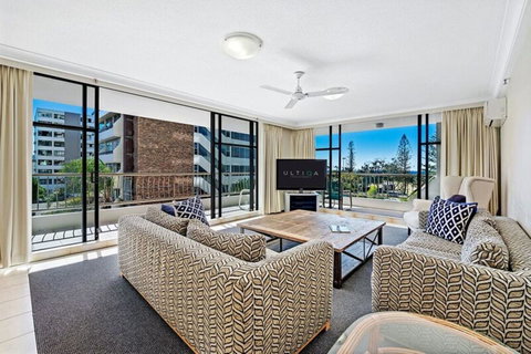 ULTIQA Beach Haven On Broadbeach - Lightning Ridge Tourism 25