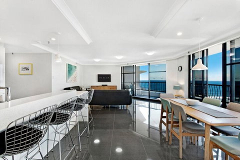 ULTIQA Beach Haven On Broadbeach - Lightning Ridge Tourism 10