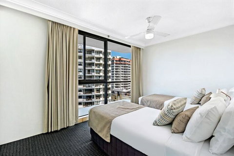 ULTIQA Beach Haven On Broadbeach - Lightning Ridge Tourism 44