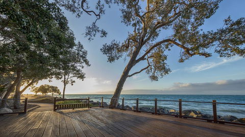 Oaks Hervey Bay Resort And Spa - Lightning Ridge Tourism 5