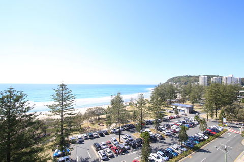 Oceania On Burleigh Beach - Lightning Ridge Tourism 22