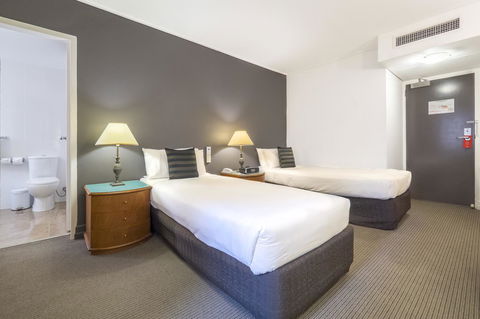Great Southern Hotel Brisbane - Lightning Ridge Tourism 13