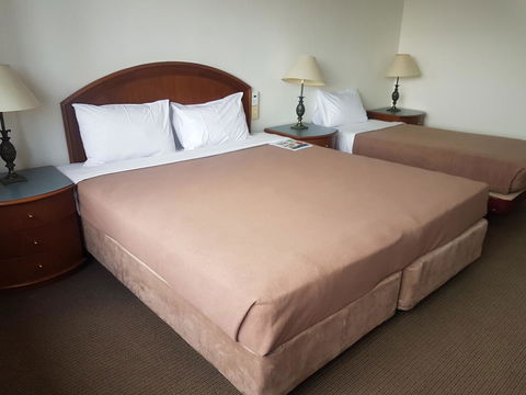 Great Southern Hotel Brisbane - Lightning Ridge Tourism 2