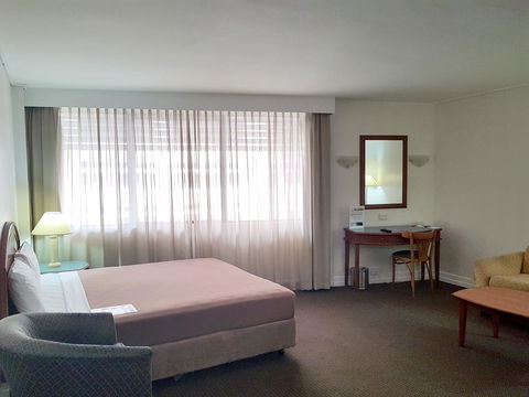 Great Southern Hotel Brisbane - Lightning Ridge Tourism 11