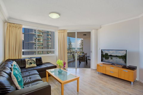 Kirra Beach Apartments - Lightning Ridge Tourism 19