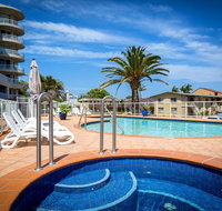 Kirra Beach Apartments - Lightning Ridge Tourism