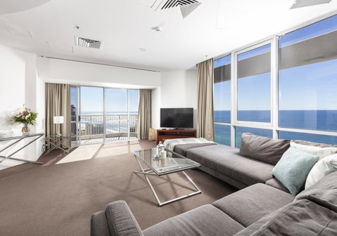 Novotel Surfers Paradise - Lightning Ridge Tourism 3