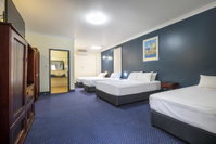 Book Atherton Accommodation Vacations Lightning Ridge Tourism Lightning Ridge Tourism