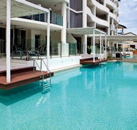 Waters Edge Apartment Cairns - Lightning Ridge Tourism