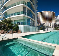 Reflection on the Sea - Lightning Ridge Tourism