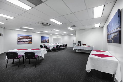 George Williams Hotel - Lightning Ridge Tourism 40