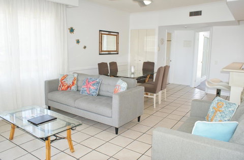 Aquarius Resort - Lightning Ridge Tourism 5
