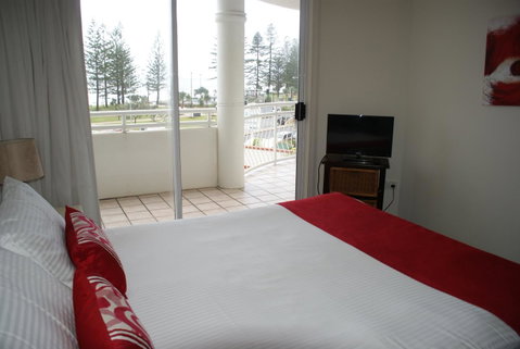 Aquarius Resort - Lightning Ridge Tourism 7