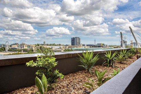 Evolution Apartments - Lightning Ridge Tourism 8