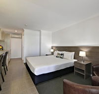 Smart Motels Bert Hinkler - Lightning Ridge Tourism