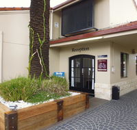 Burke  Wills Motor Inn - Lightning Ridge Tourism