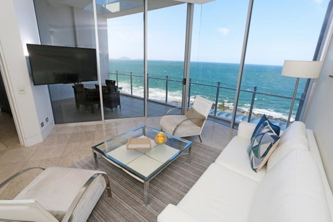Oceans Mooloolaba - Lightning Ridge Tourism 39