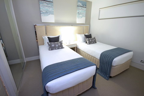 Oceans Mooloolaba - Lightning Ridge Tourism 38