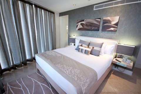 Oceans Mooloolaba - Lightning Ridge Tourism 12