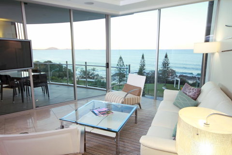 Oceans Mooloolaba - Lightning Ridge Tourism 4
