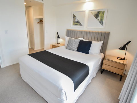 Belise Apartments - Lightning Ridge Tourism 11
