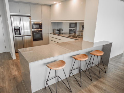 Belise Apartments - Lightning Ridge Tourism 12