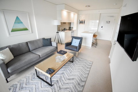 Belise Apartments - Lightning Ridge Tourism 22