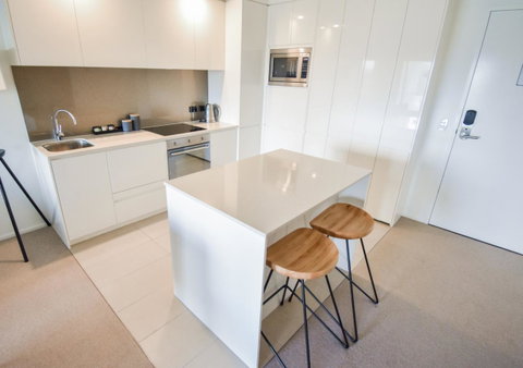 Belise Apartments - Lightning Ridge Tourism 40