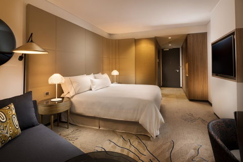 The Westin Brisbane - Lightning Ridge Tourism 10