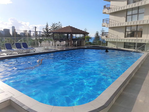 Gemini Court Holiday Apartments - Lightning Ridge Tourism 28