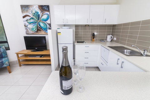 Beach Club Resort Mooloolaba - Lightning Ridge Tourism 15