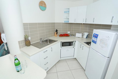 Beach Club Resort Mooloolaba - Lightning Ridge Tourism 18
