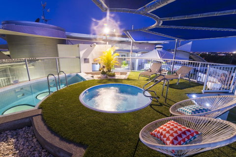 Beach Club Resort Mooloolaba - Lightning Ridge Tourism 9