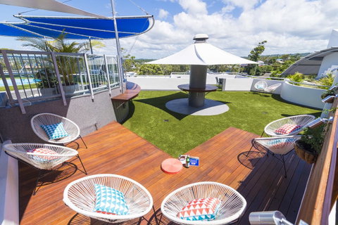 Beach Club Resort Mooloolaba - Lightning Ridge Tourism 2