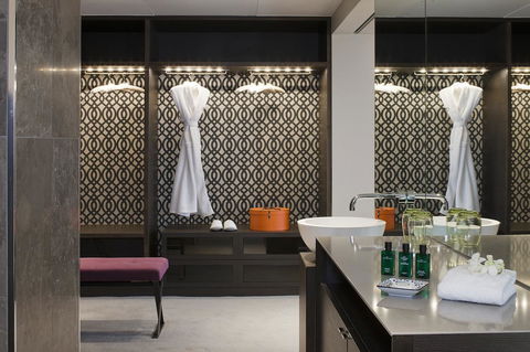 Sofitel Brisbane Central - Lightning Ridge Tourism 6