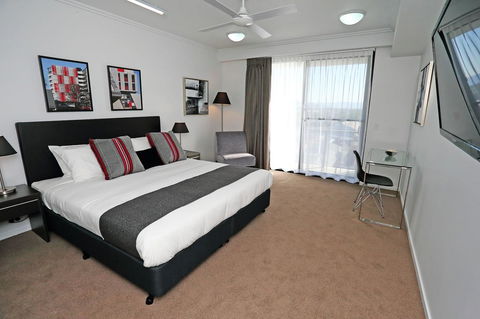 Q Resorts Paddington - Lightning Ridge Tourism 18