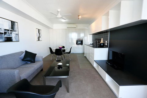 Q Resorts Paddington - Lightning Ridge Tourism 11