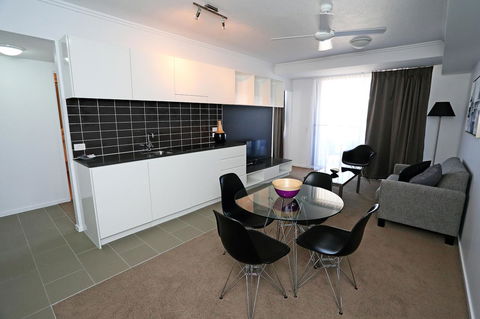 Q Resorts Paddington - Lightning Ridge Tourism 36
