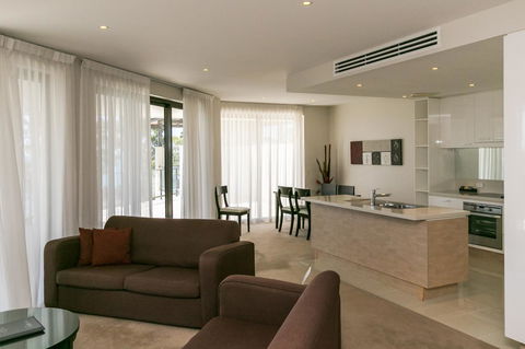 Grand Mercure Allegra Hervey Bay - Lightning Ridge Tourism 12