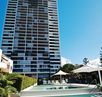 Ultra Broadbeach - Lightning Ridge Tourism