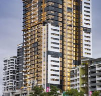 Arise on Hope Street - Lightning Ridge Tourism