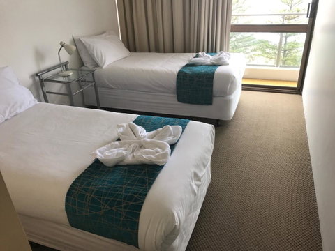 Northwind Beachfront Apartments - Lightning Ridge Tourism 11
