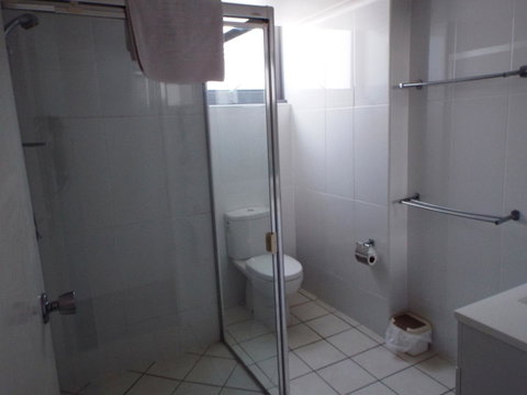 Northwind Beachfront Apartments - Lightning Ridge Tourism 23