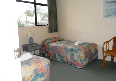 Northwind Beachfront Apartments - Lightning Ridge Tourism 18