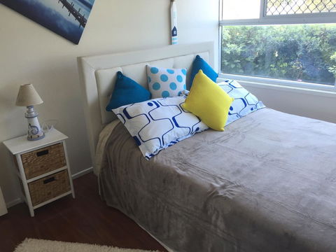 Pacific Plaza Apartments - Lightning Ridge Tourism 3