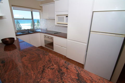 Pacific Plaza Apartments - Lightning Ridge Tourism 18