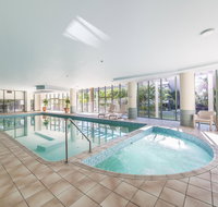 Meriton On Main Beach - Lightning Ridge Tourism